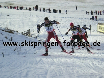 Magnus Moan vor Ronny Ackermann